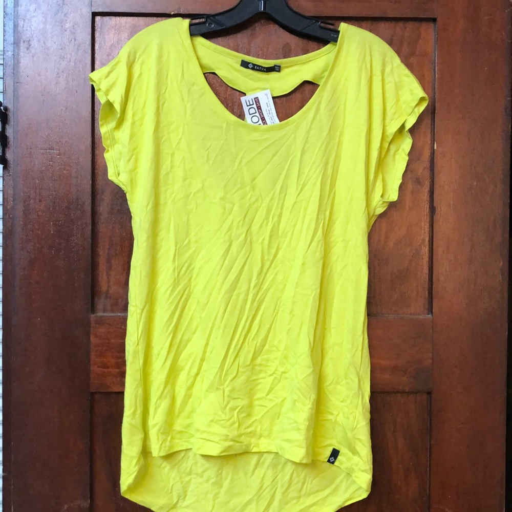 NWT ladies long tee bright color cute back